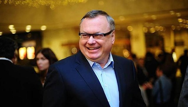 俄央行称 部分中国银行与美国一起对俄罗斯进行制裁