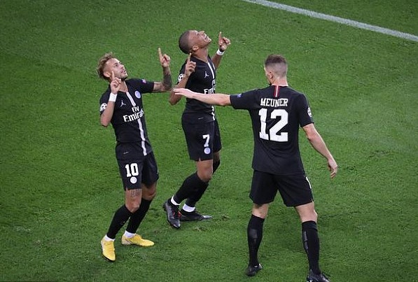 观察 欧冠最新积分榜:梅西梅开二度 巴萨获胜 利物浦客场遭绝杀