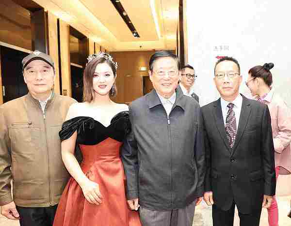 E:EUsers-Lydy2id世界丽人20221121发言稿文档Wb-pcs1212微信图片_20221217165610 (2).jpg