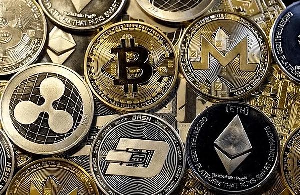BTC看涨势头蔓延 加密货币板块集体狂欢