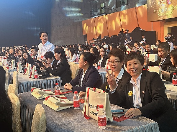 中国国新华夏之脉首届线下会议暨“走出国门 迈向世界”重要试点项目启动大会圆满成功