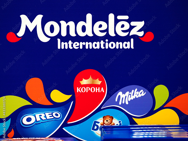 Mondelez logo on the shelf in store 素材庫相片| Adobe Stock