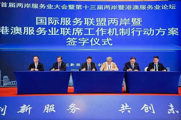 34cf76044c85444b9de70e148e2b0bc3~tplv-tt-origin-web:gif.jpeg?_iz=58558&from=article.pc_detail&lk3s=953192f4&x-expires=1734076022&x-signature=kzG5DNYLAfivim0FodSD%2B4LwLzU%3D