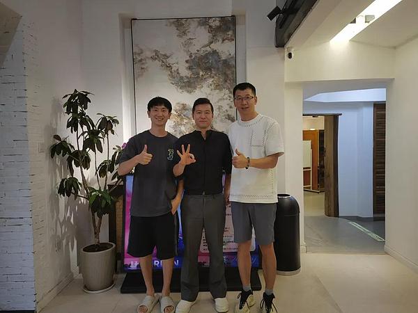 投资150万,我和两个群友,在深圳开了一家Web3俱乐部