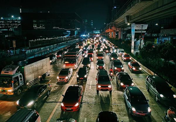 Starknet的“断网风波”：从技术明星到宕机考验