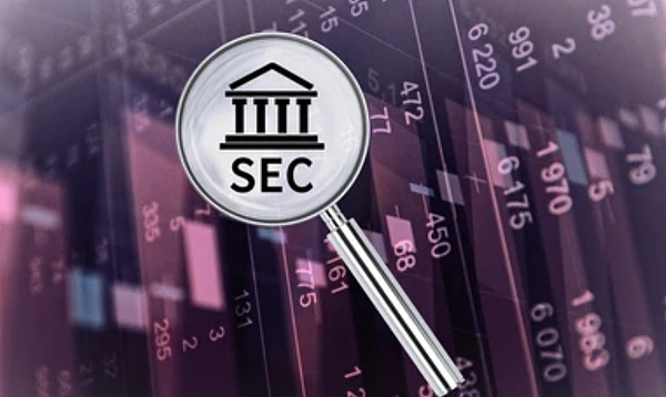 SEC 盯上加密财库公司 | 股价提前暴涨藏猫腻、200 家跟风者遇监管大考