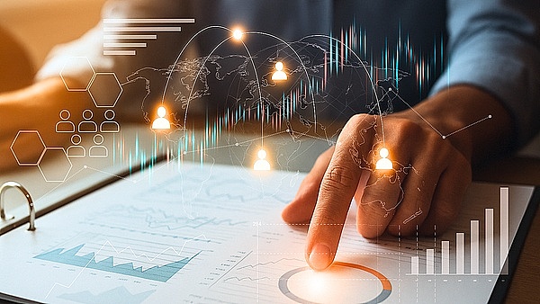 别再比链 先把账法换了：从“折扣经济”到“价值回流”