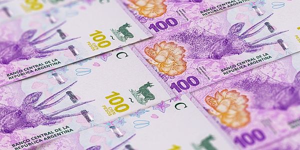 攝圖網_307244912_阿根廷比索鈔票背景阿爾模式10比索(非企業商用).jpg