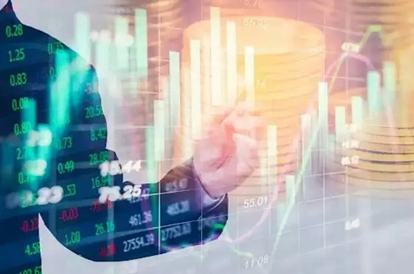 降息概率飙至86.9% | 比特币ETF扭亏为盈、美股剑指8000点、市场狂欢来了？