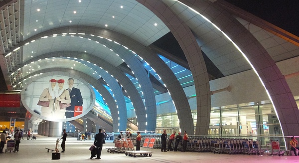 迪拜与区块链技术企业研发数字护照系统 来源:金色财经 迪拜与区块链技术企业研发数字护照系统 来源:金色财经