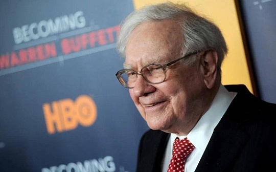 Trump&#39;s entry into crypto makes legislation &quot;more complex&quot; Buffett talks about stepping down as CEO feature image